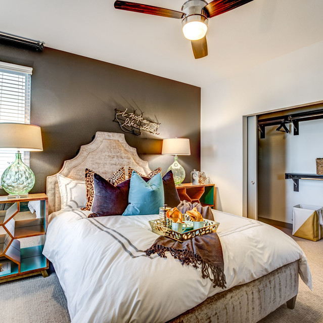 Douglas at Stonelake - Bedroom with Ceiling Fan